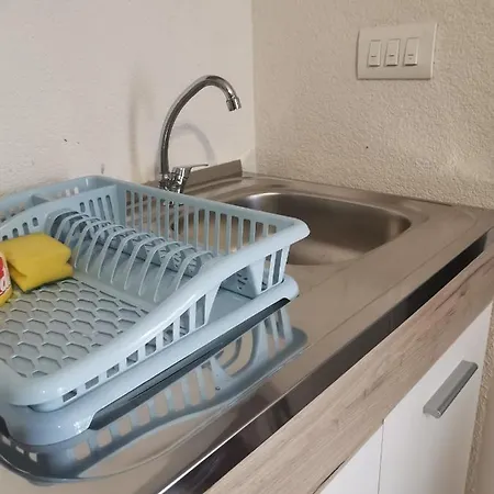 Apartment Jelly